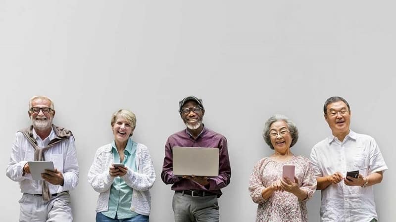 Senior citizens - Internet Safety Information and Internet Security Tips Senior citizens - Internet Safety Information and Internet Security Tips